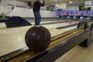 Watch Bowling Green Bar Video Original Real Footage Sparks online