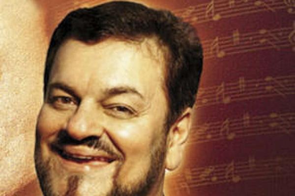 False death rumours of singer Nitin Mukesh exposed.